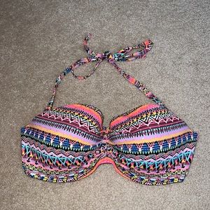 Victoria's Secret Swim top 34D